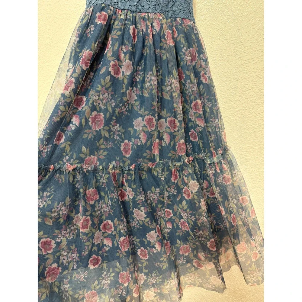 Zhenzi delicate floral